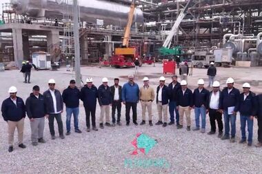 راه اندازی نخستین پمپ درون چاهی در میدان آزادگان جنوبی توسط گروه پتروپارس
