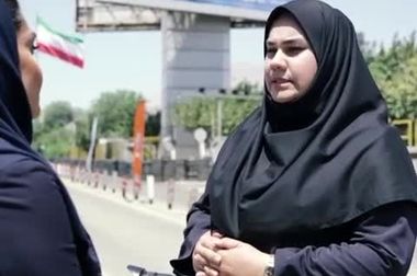 تحویل خودرو رووی eRX5 آغاز شد